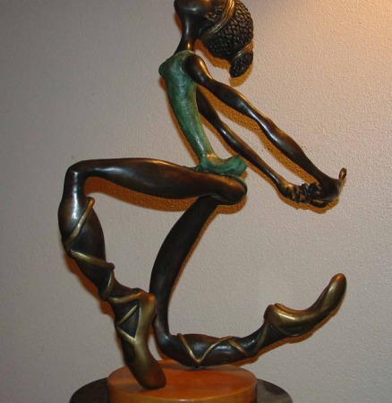 Bailarina by David Aponte