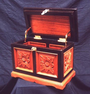 BLACK TEMPTATION Hand Carved And Inlaid Wooden Che - 